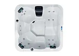 Spa Flame Outdoor-Whirlpool für 5 Personen – Luxuriöser Whirlpool für den Garten mit Platz für fünf Personen für entspannte Wellness-Momente.