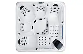 Vision Outdoor-Whirlpool für 5 Personen – Luxuriöser Whirlpool für den Garten mit Platz für fünf Personen für unvergleichliche Entspannung.

