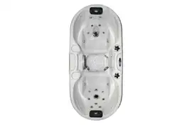 Outdoor-Whirlpool Bliss für 2 Personen – Luxuriöser Außenwhirlpool mit Platz für bis zu sechs Personen, ideal für entspannte Stunden.