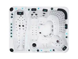 Ecstatic Outdoor-Whirlpool für 7 Personen – Ein luxuriöser Whirlpool für den Garten mit Platz für bis zu sieben Personen.
