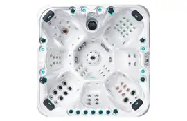Ergonomische Sitze des Outdoor-Whirlpools Excite Mighty Wave – Bequeme Garten-Whirlpool-Sitzanordnung für maximale Entspannung.