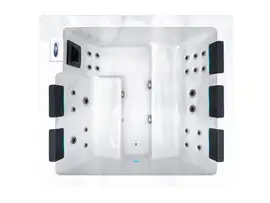 Serene 5 Outdoor-Whirlpool für 5 Personen – Moderner Whirlpool für den Garten, ideal für entspannte Wellness-Momente.