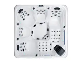Energieeffizienter Outdoor-Whirlpool Vision Green mit LED-Beleuchtung