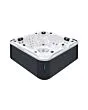 Ergonomische Sitze des Outdoor-Whirlpools Delight – Komfortabler Whirlpool im Freien mit optimal geformten Sitz- und Liegeplätzen.