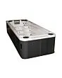 Swimspa Aquatic 2 von Passion Spas – Exklusiver Swim Spa Outdoor mit leistungsstarker Gegenstromanlage für ein realistisches Schwimmerlebnis.