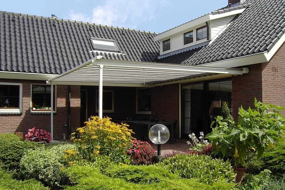 Stap in de schaduw