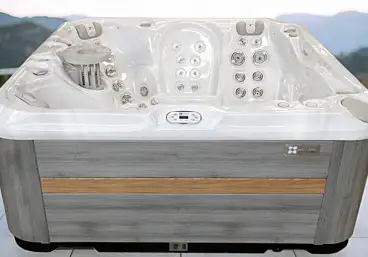 Passion Spas jetzt in Sterling White & Grey/Oak – Exklusives Design vorbestellen